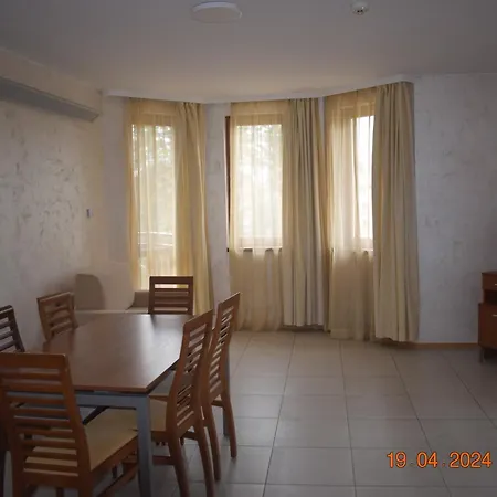 Aparthotel Park Guest 4*