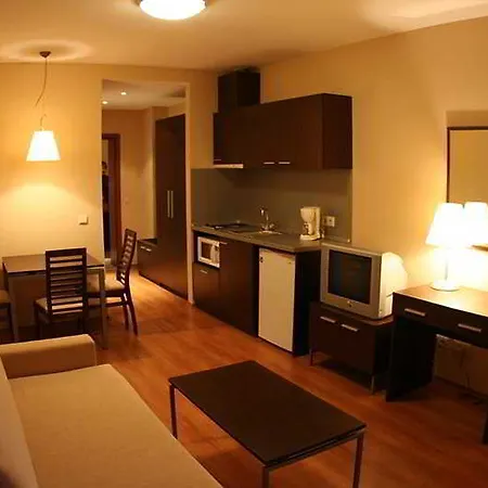 Park Guest Aparthotel 4*